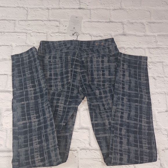 CAbi NWT #3047 Grid Print Skinny Denim Jean - Picture 6 of 7